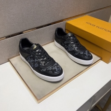 Louis Vuitton Low Shoes